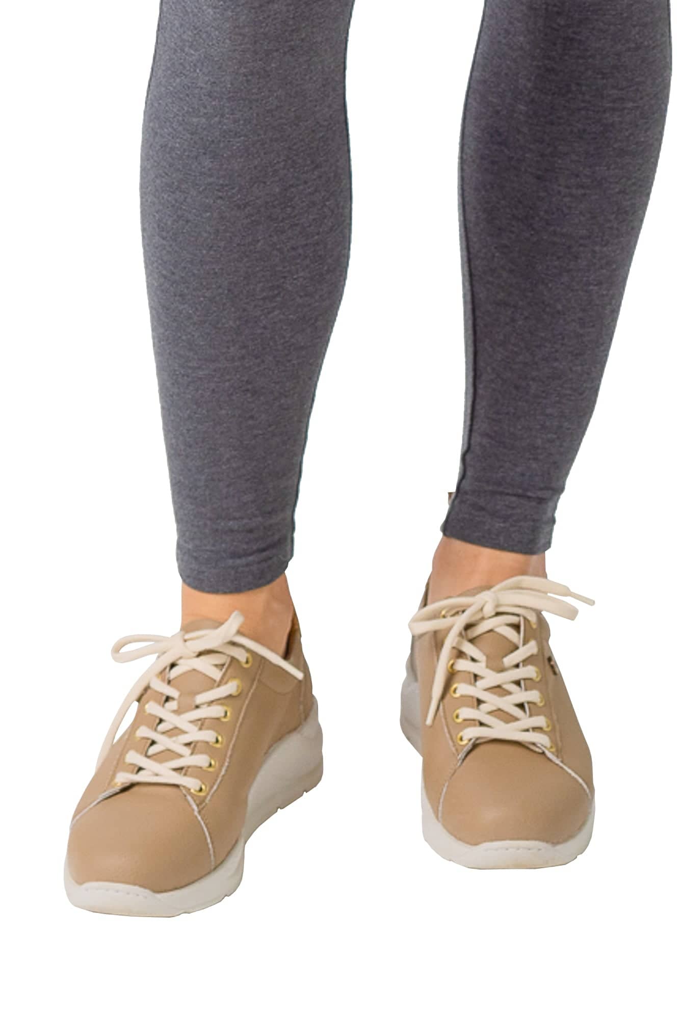 camello vegan runner by cari capri - front